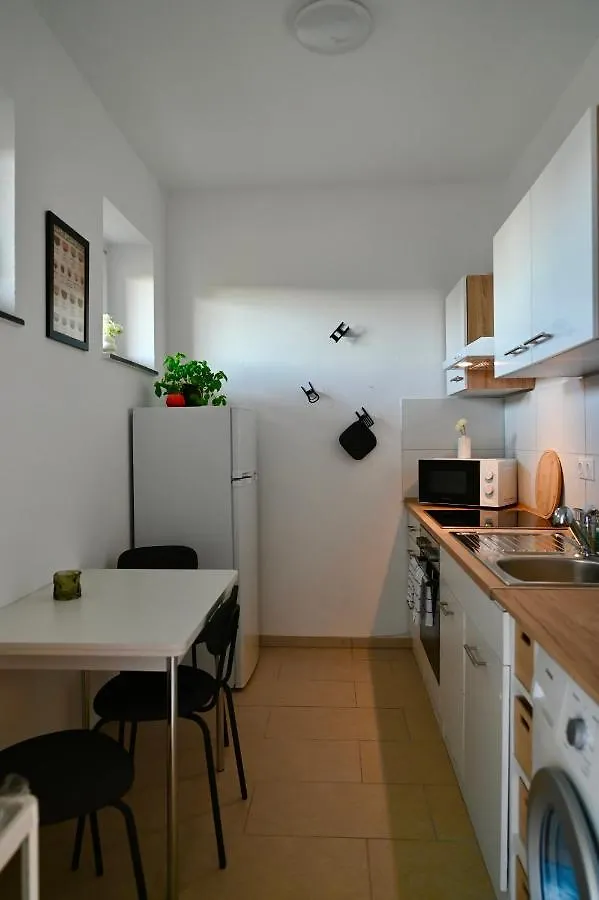 Modernes Apt Mit Direkter Anbindung Zur City Und Messe Hannover 0*,  Deutschland