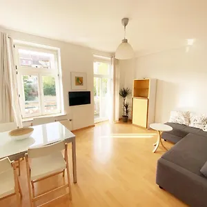 Schöne, Ruhige Zweiraumwohnung Im Angesagten Altlindenau , Leipzig Deutschland