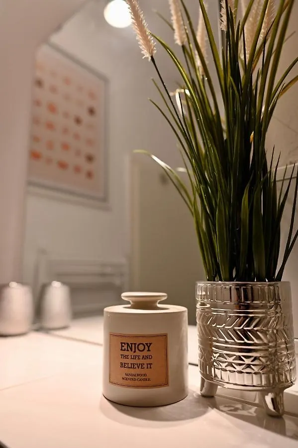 Modernes Apt Mit Direkter Anbindung Zur City Und Messe Hannover Apartment