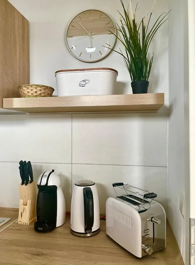 Modernes Apt Mit Direkter Anbindung Zur City Und Messe Hannover 0*,