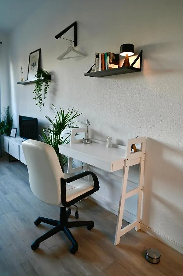 Modernes Apt Mit Direkter Anbindung Zur City Und Messe Hannover Germany